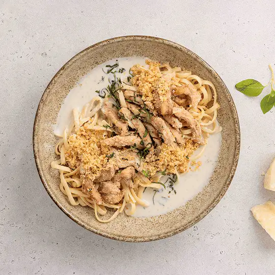 Basil Chicken Alfredo Linguine